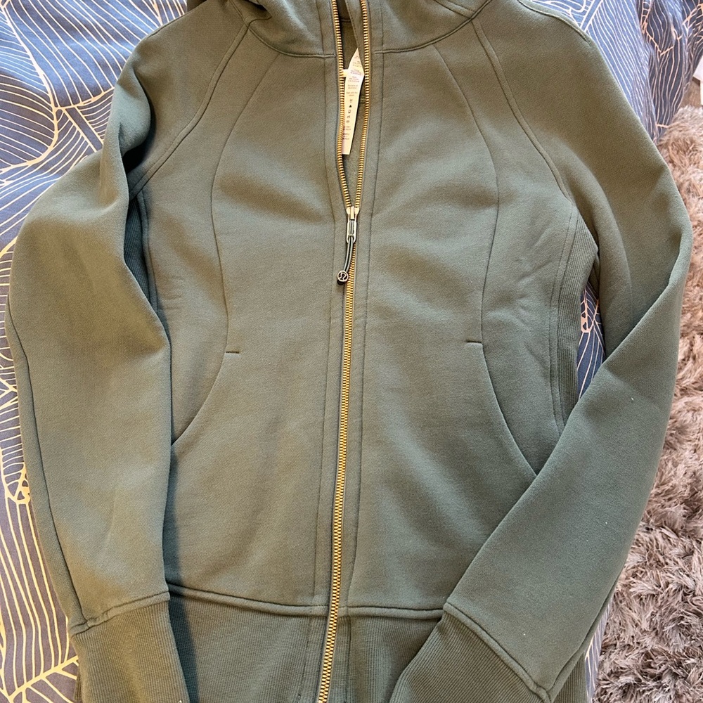 Lulu full zip scuba